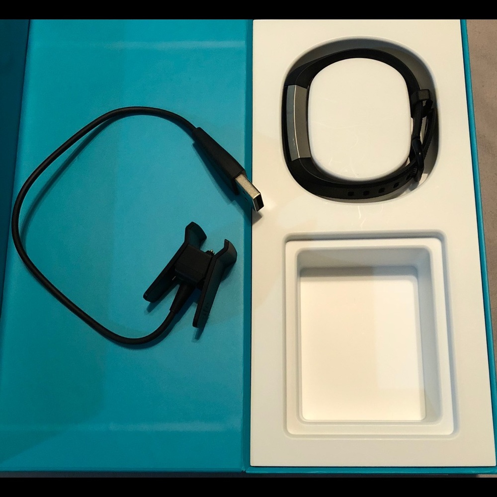 Fitbit Alta - image 4